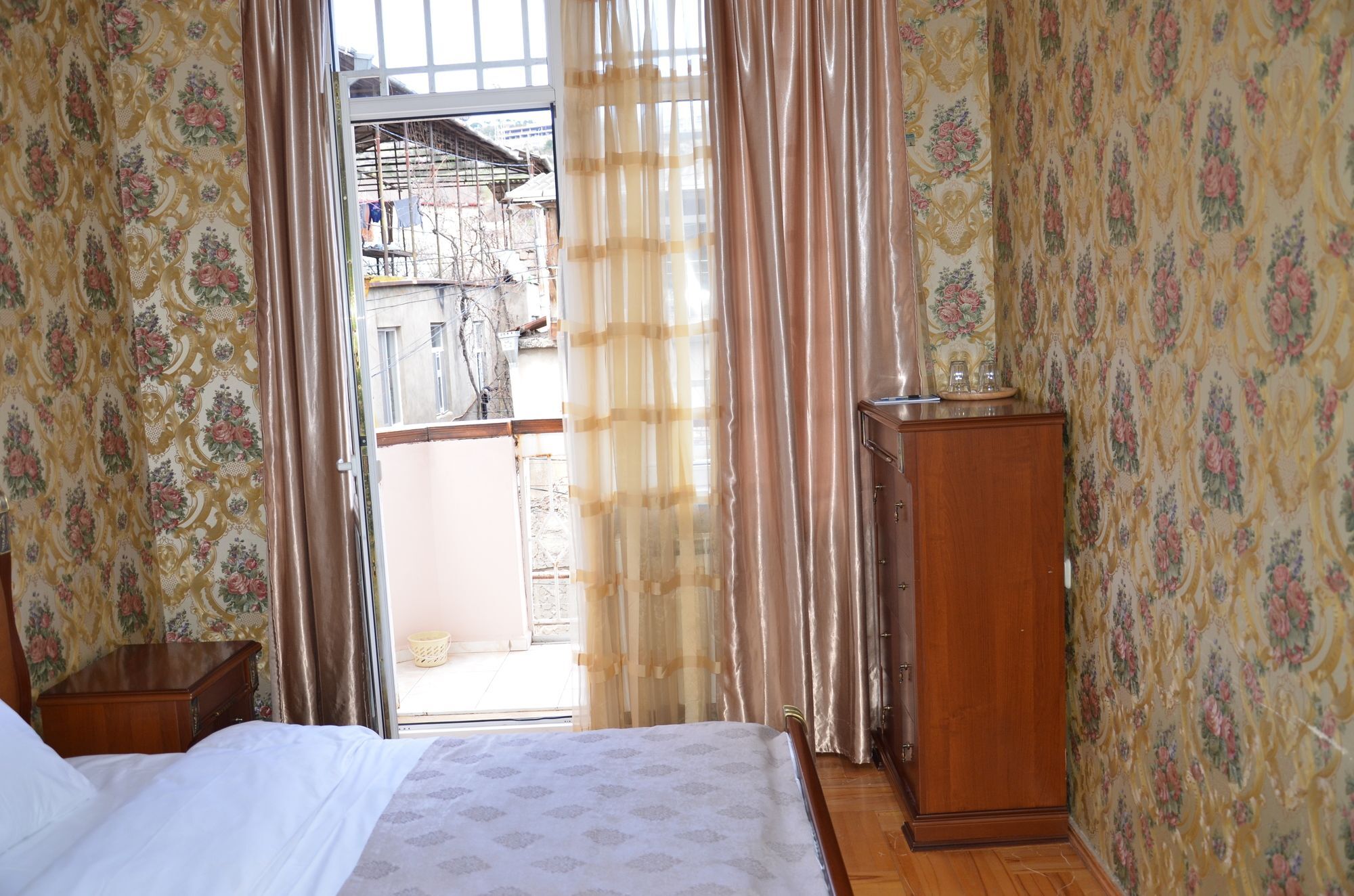 Hotel 125 Tbilisi Esterno foto